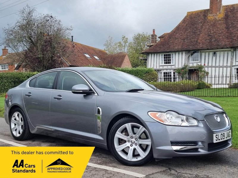 JAGUAR XF
