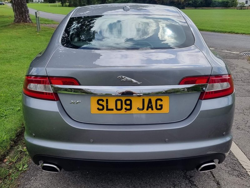 JAGUAR XF