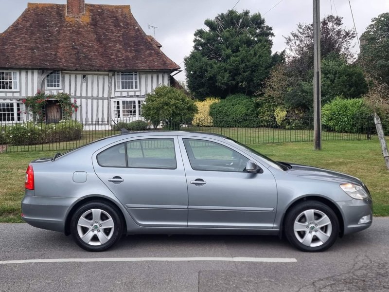 SKODA OCTAVIA