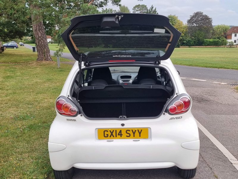 TOYOTA AYGO