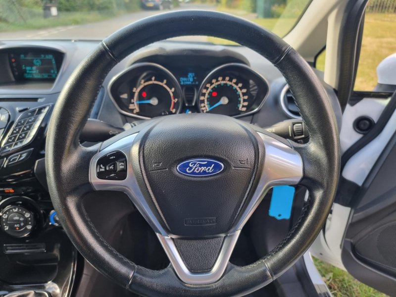 FORD FIESTA