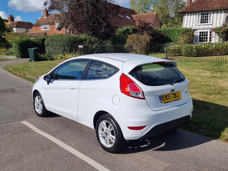 FORD FIESTA