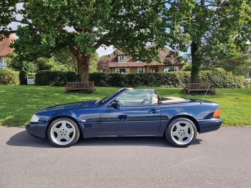MERCEDES-BENZ SL