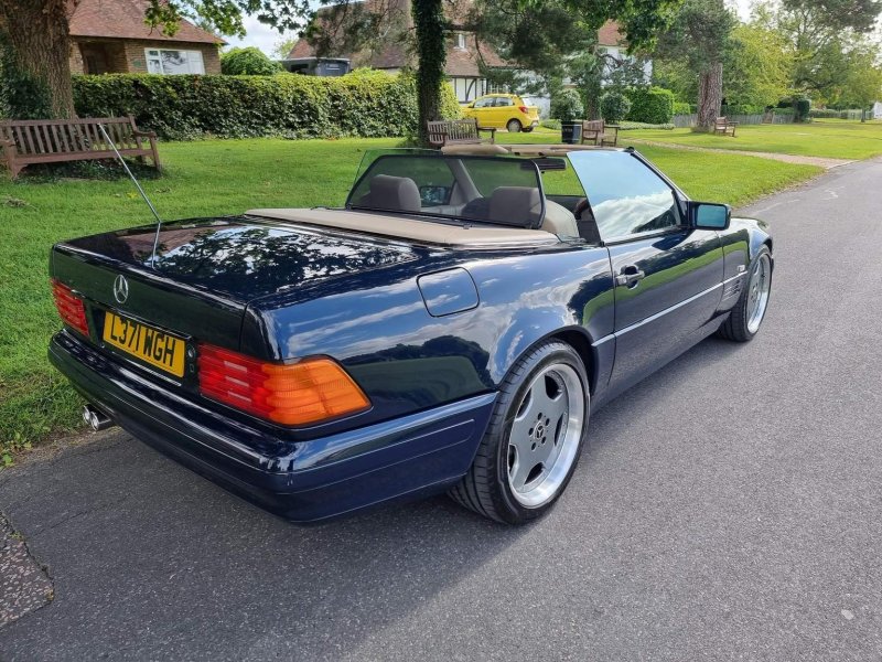 MERCEDES-BENZ SL