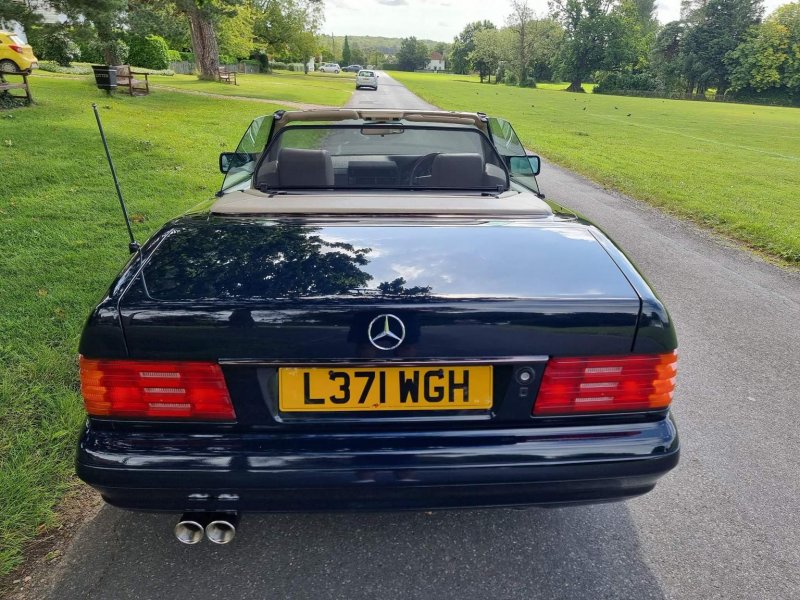 MERCEDES-BENZ SL