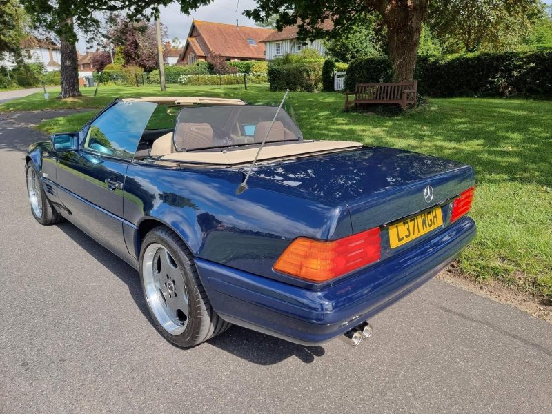 MERCEDES-BENZ SL