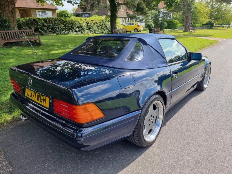 MERCEDES-BENZ SL