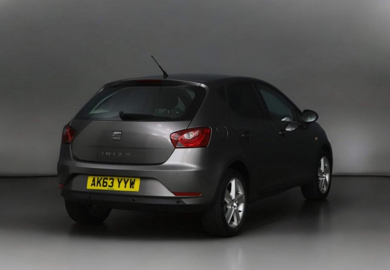 SEAT IBIZA