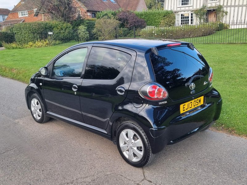 TOYOTA AYGO