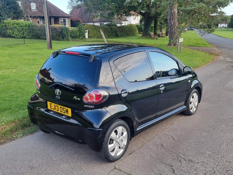 TOYOTA AYGO