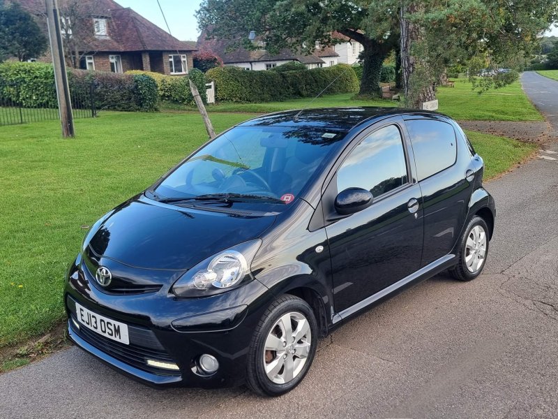 TOYOTA AYGO