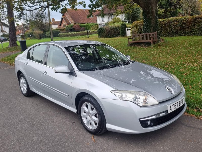 RENAULT LAGUNA