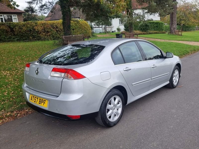 RENAULT LAGUNA