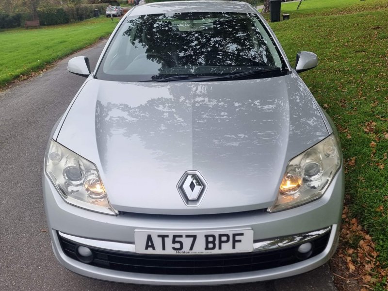 RENAULT LAGUNA