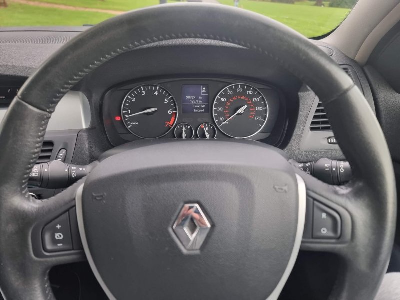RENAULT LAGUNA