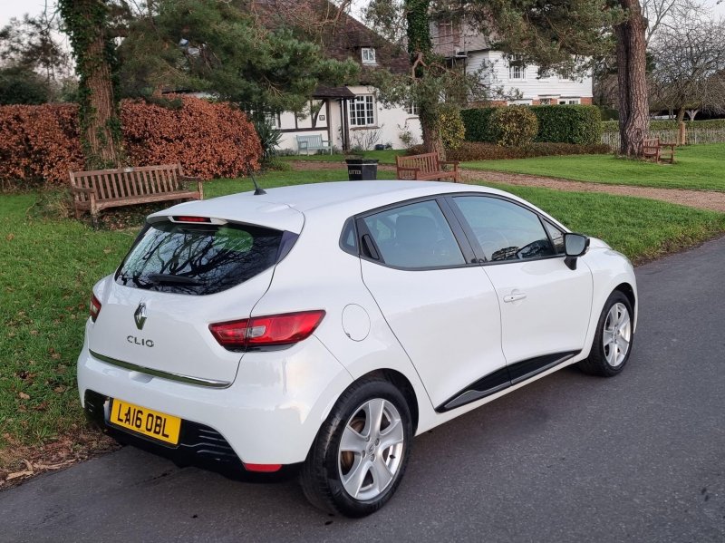 RENAULT CLIO