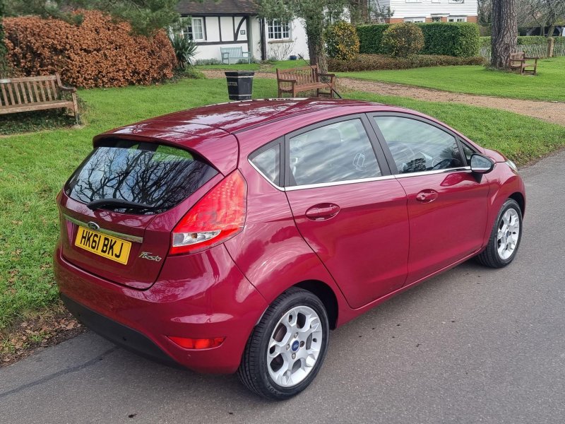 FORD FIESTA