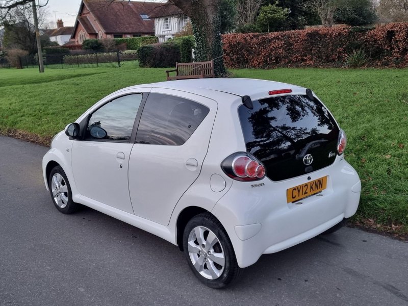TOYOTA AYGO