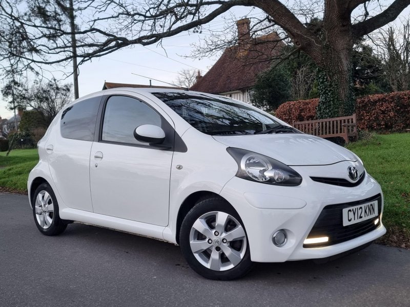 TOYOTA AYGO