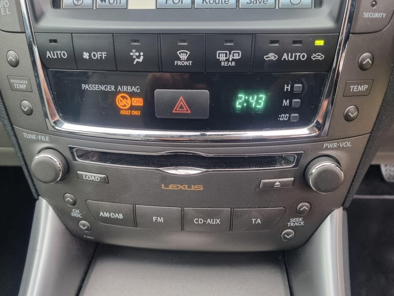 LEXUS IS