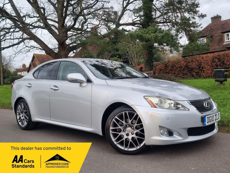 LEXUS IS