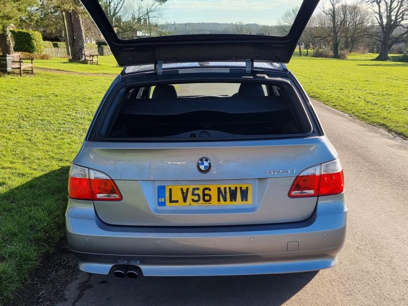 BMW 5 SERIES