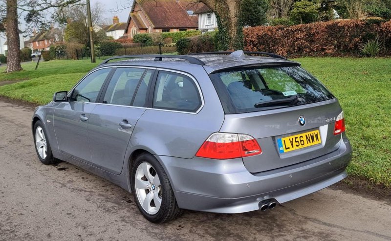 BMW 5 SERIES