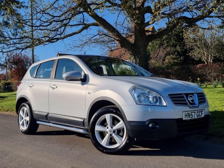 NISSAN QASHQAI 1.5 dCi Tekna 2WD 5dr