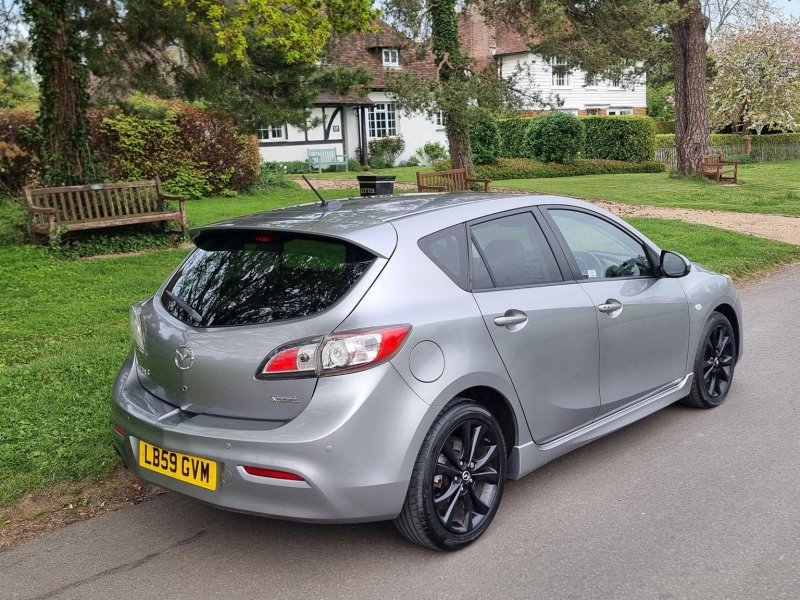 MAZDA MAZDA3