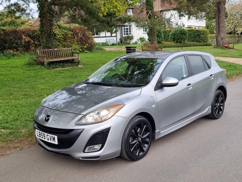 MAZDA MAZDA3