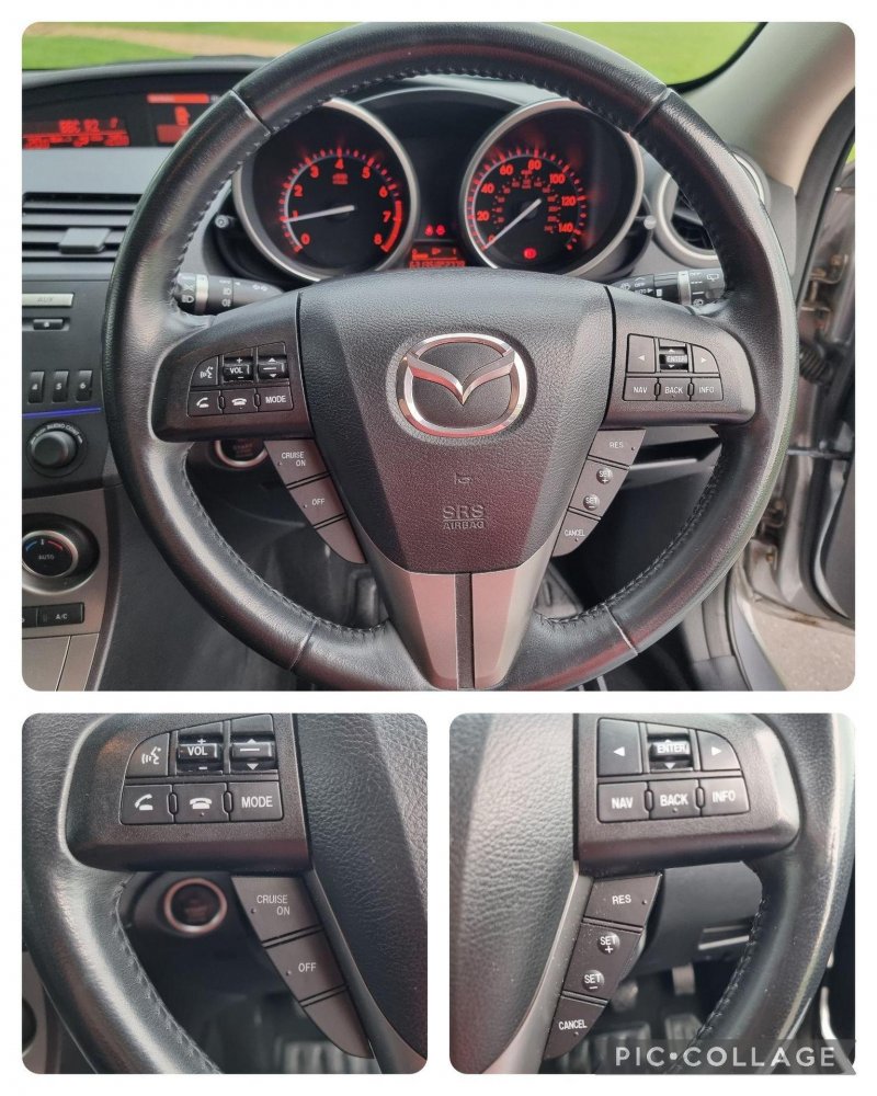 MAZDA MAZDA3